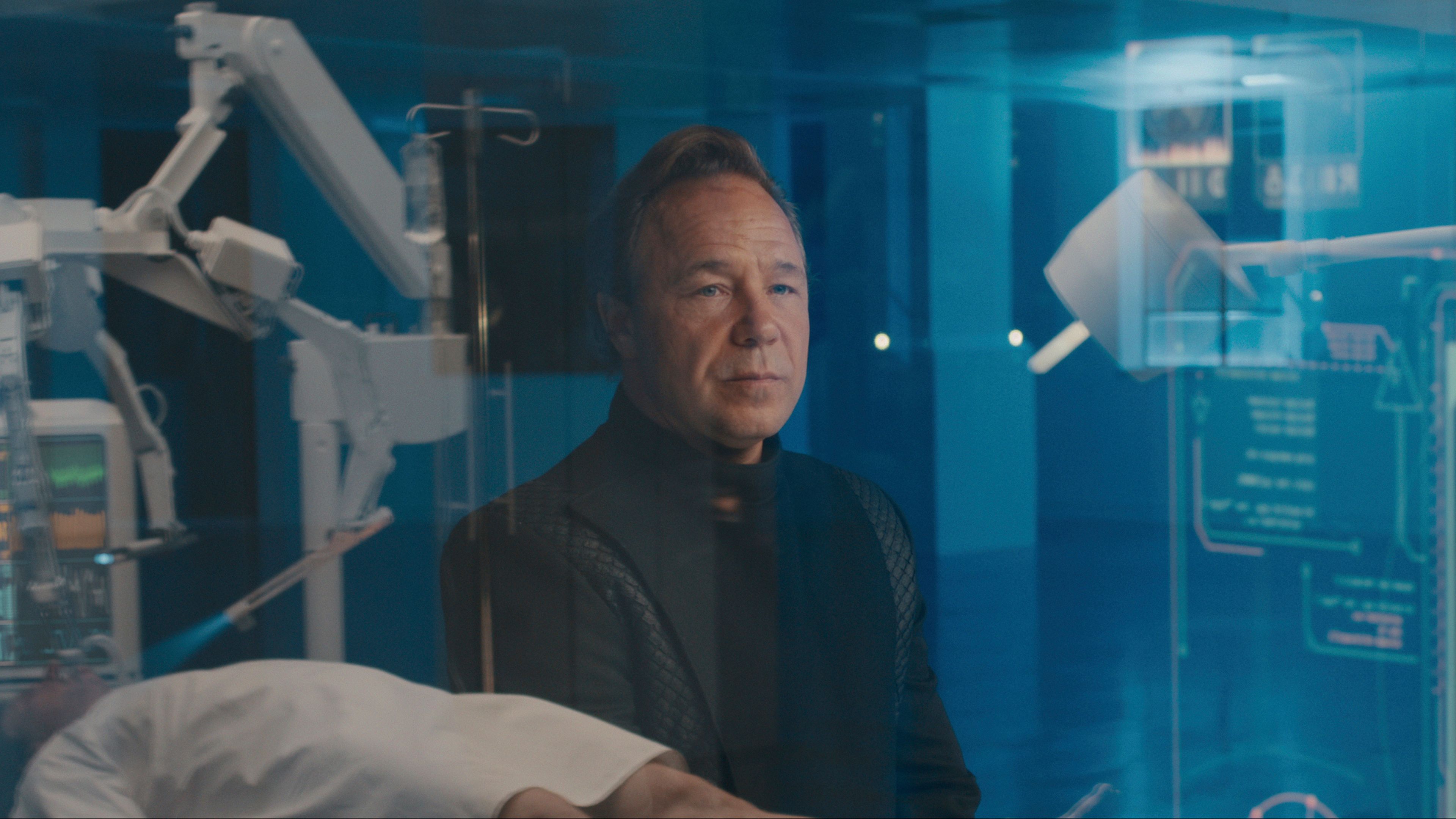 Stephen Graham em Bodies