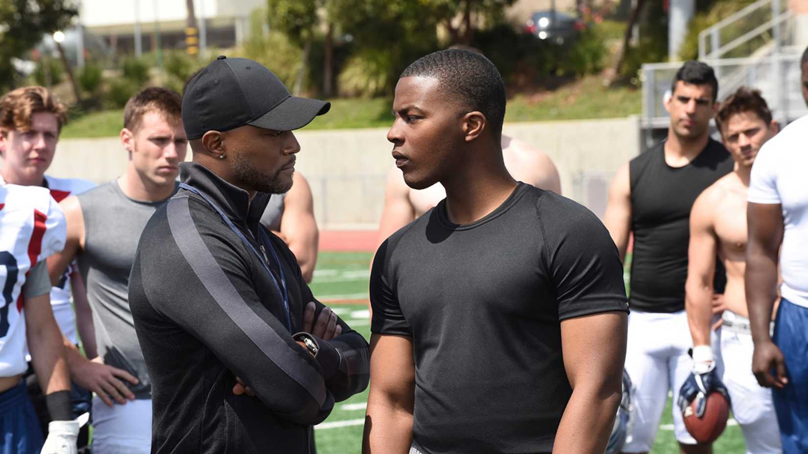 Taye Diggs with Daniel Ezra in All American season 1, episode 1