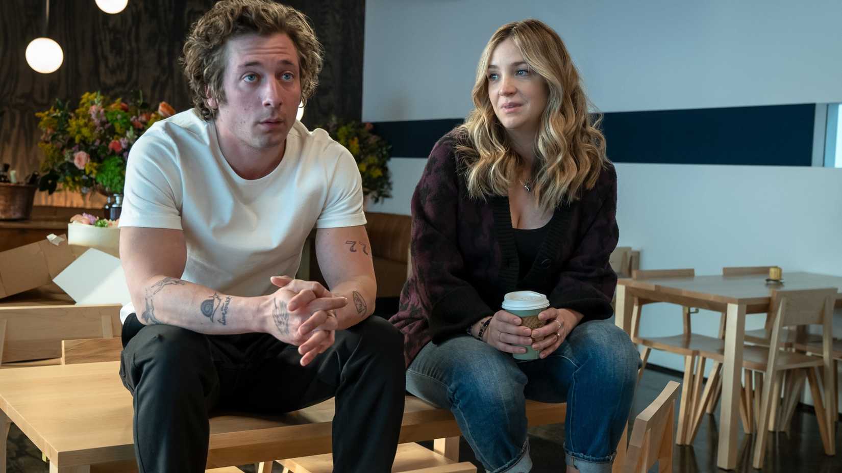 Jeremy Allen White und Abby Elliot aus The Bear