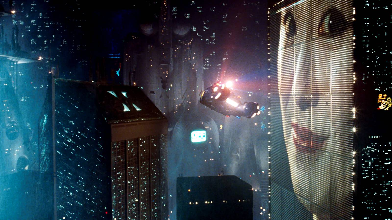 The city landscape in Blade Runner