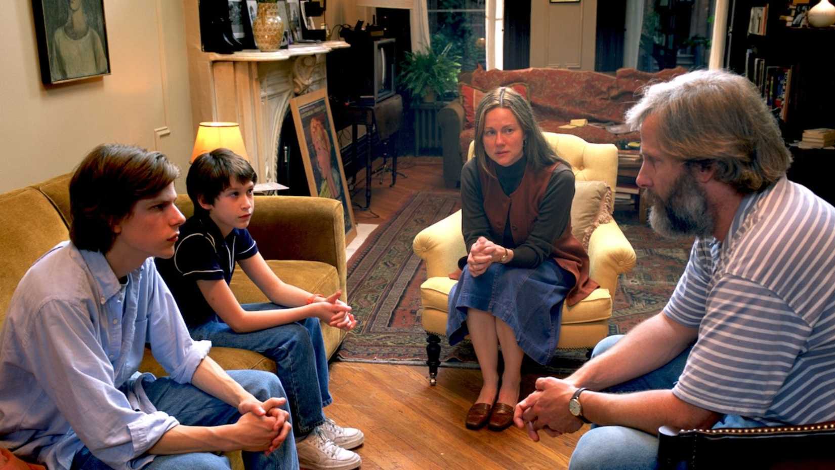 The family talking in The Squid And The Whale