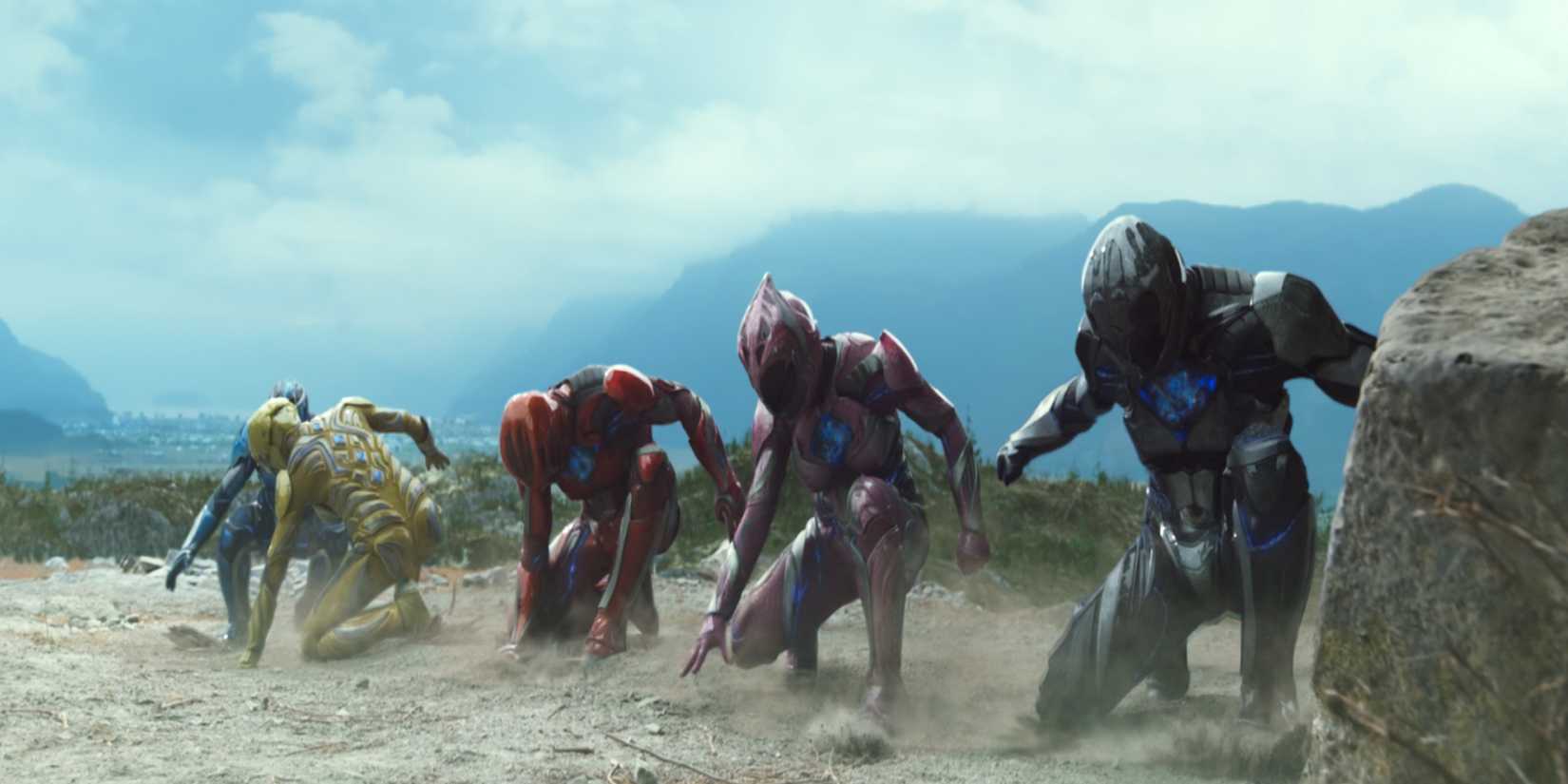 Os Rangers chegando no filme Power Rangers de 2017