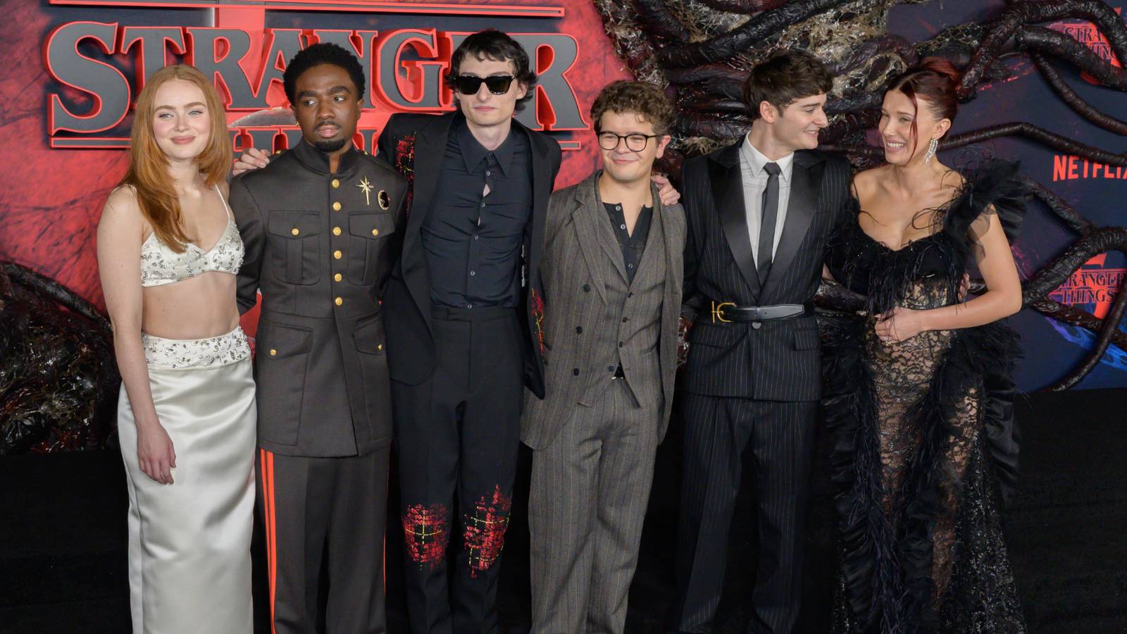 Stranger Things Season 5 Confirms Major Duffer Brothers Episode Change ...