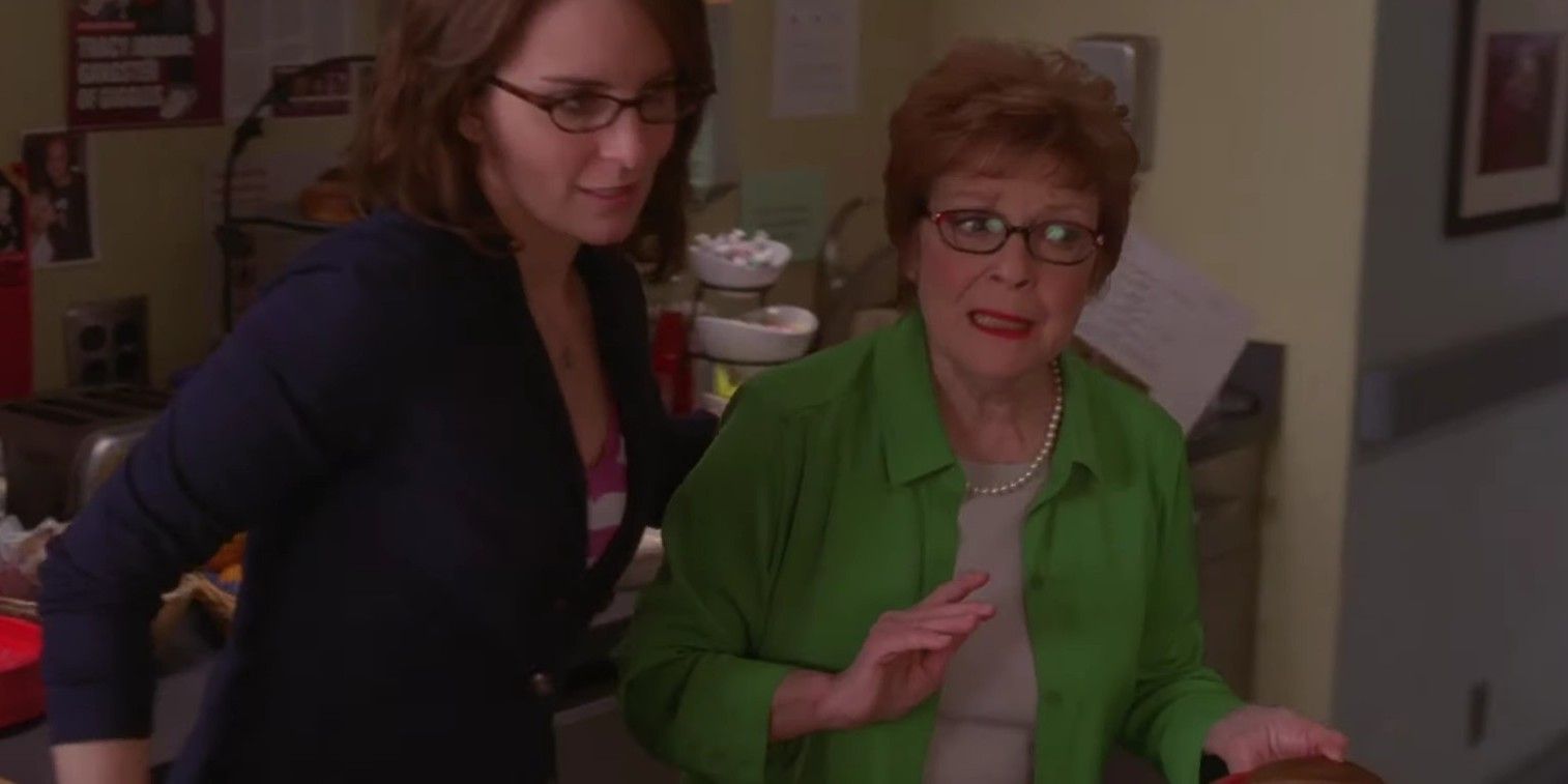 Tina Fey and Anita Gillette in 30 Rock episode The Moms