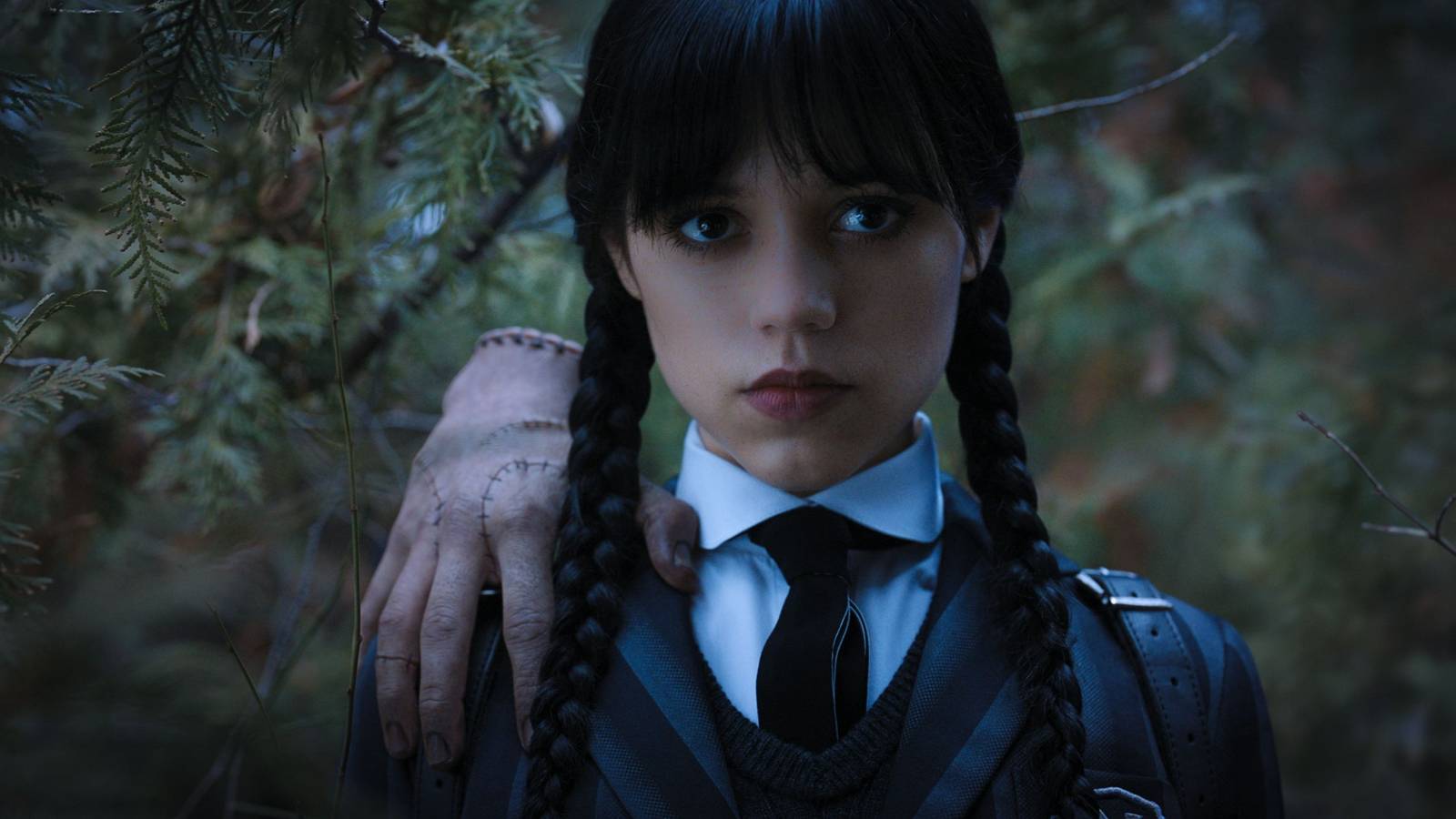 Jenna Ortega's Vision For Wednesday & Morticia's Relationship In Season 3