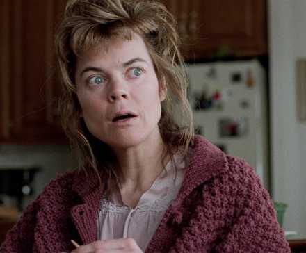 Женщина, выражающая шок, в сцене из "Фарго"