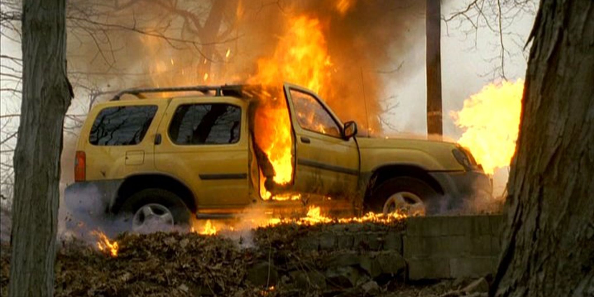 Auto di A.J. in fiamme in The Sopranos