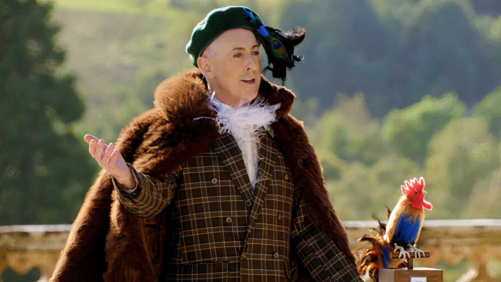 Alan Cumming on The Traitors speaking to the cast