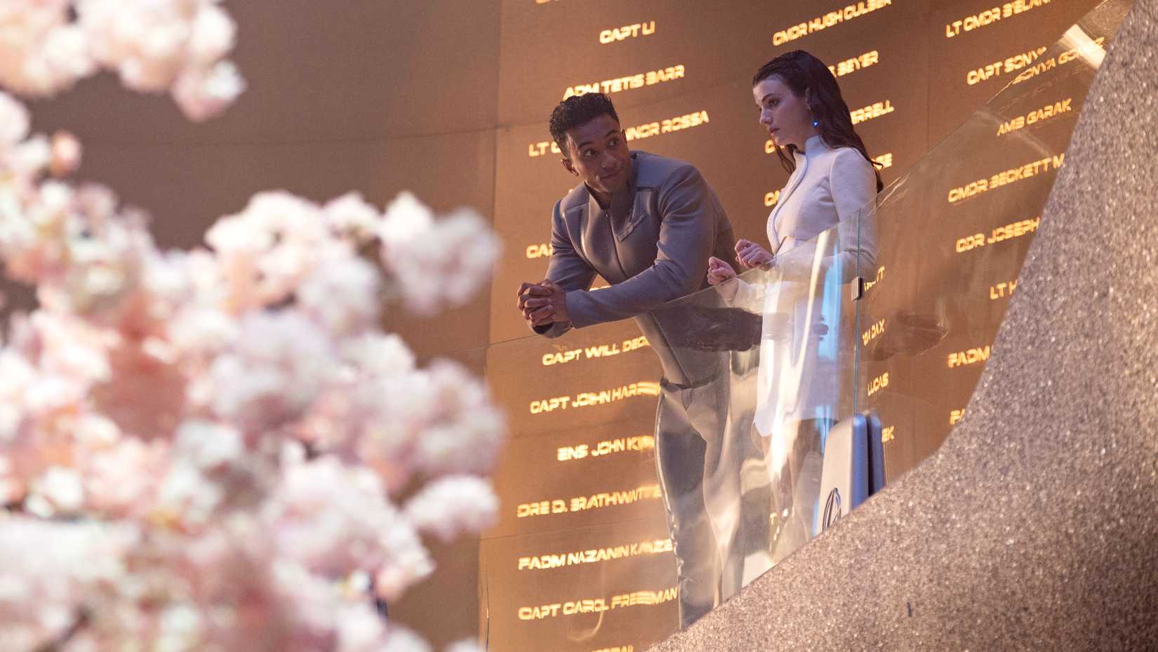 Caleb e Tarima em Starfleet Academy