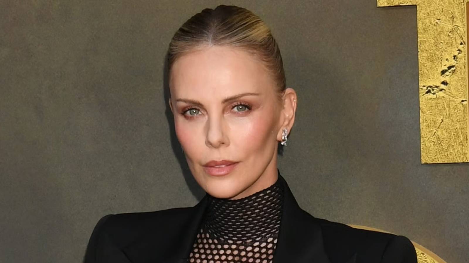 Charlize Theron’s Razor-Sharp Spy Thriller With a 9/10 Accuracy Score Is ...