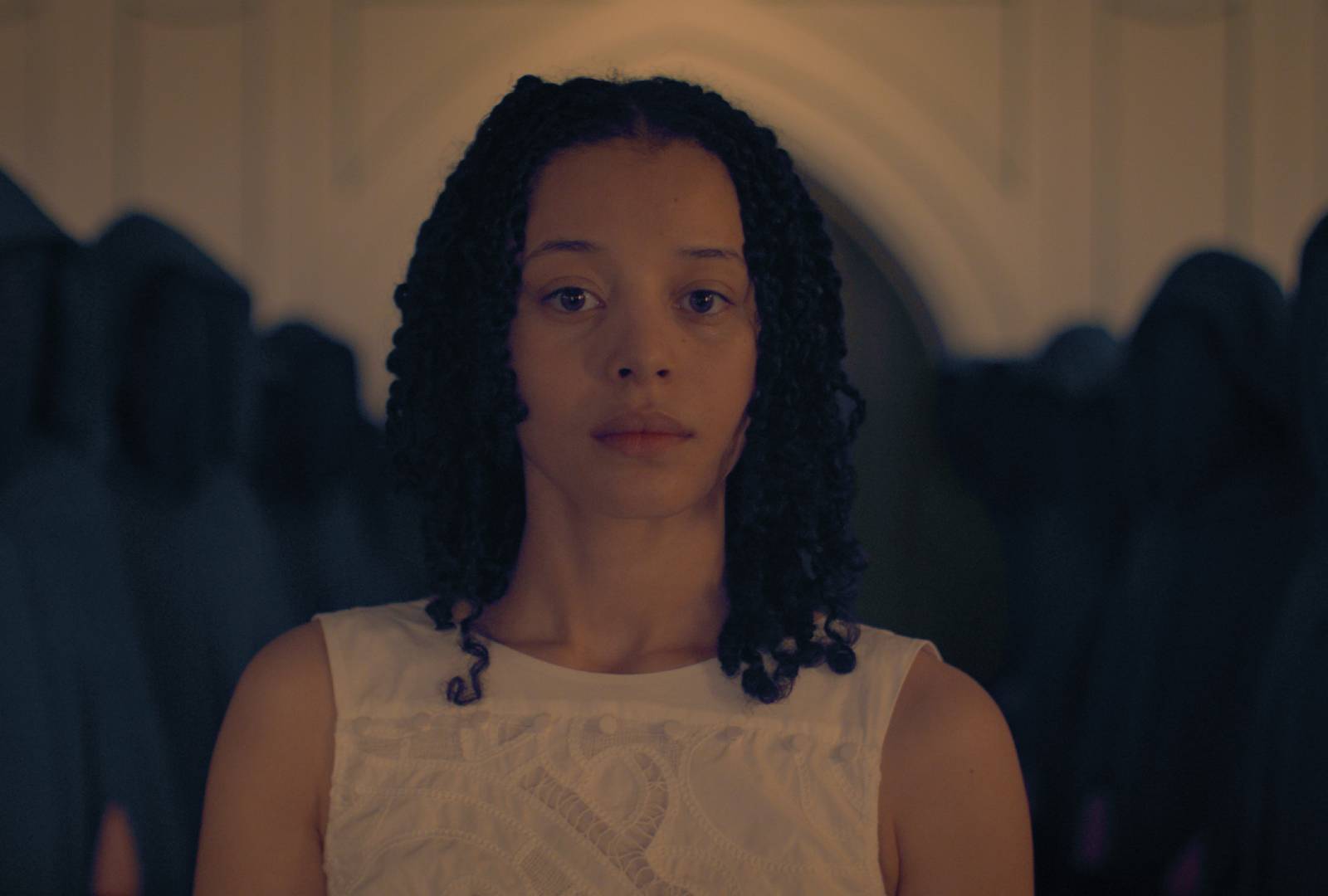The Testaments Images Reveals First Look At Chase Infiniti In Handmaid's  Tale Sequel Series