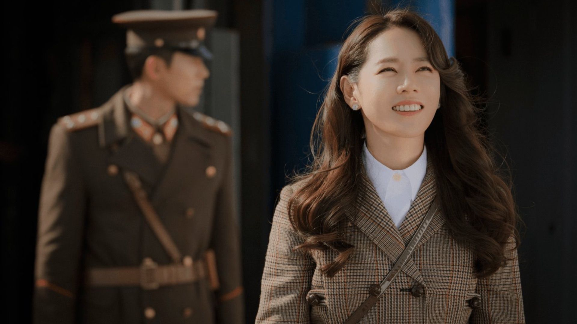 Yoon Se-ri e Ri Jeong-hyeok em Crash Landing on You.