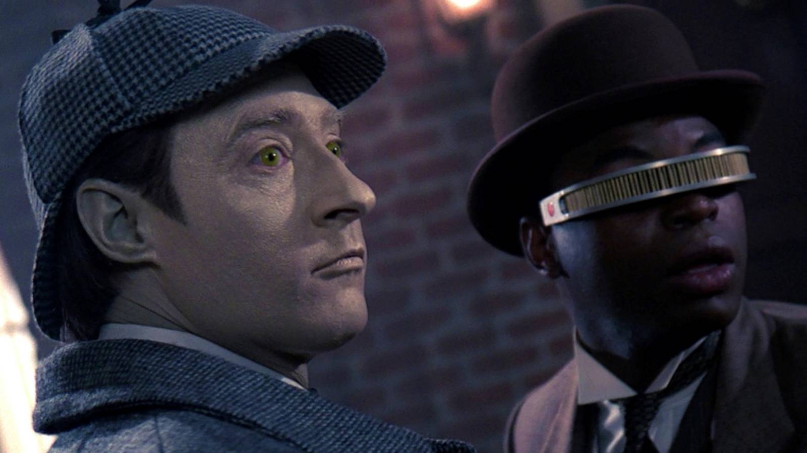 Data e Geordi come Holmes e Watson in Star Trek The Next Generation