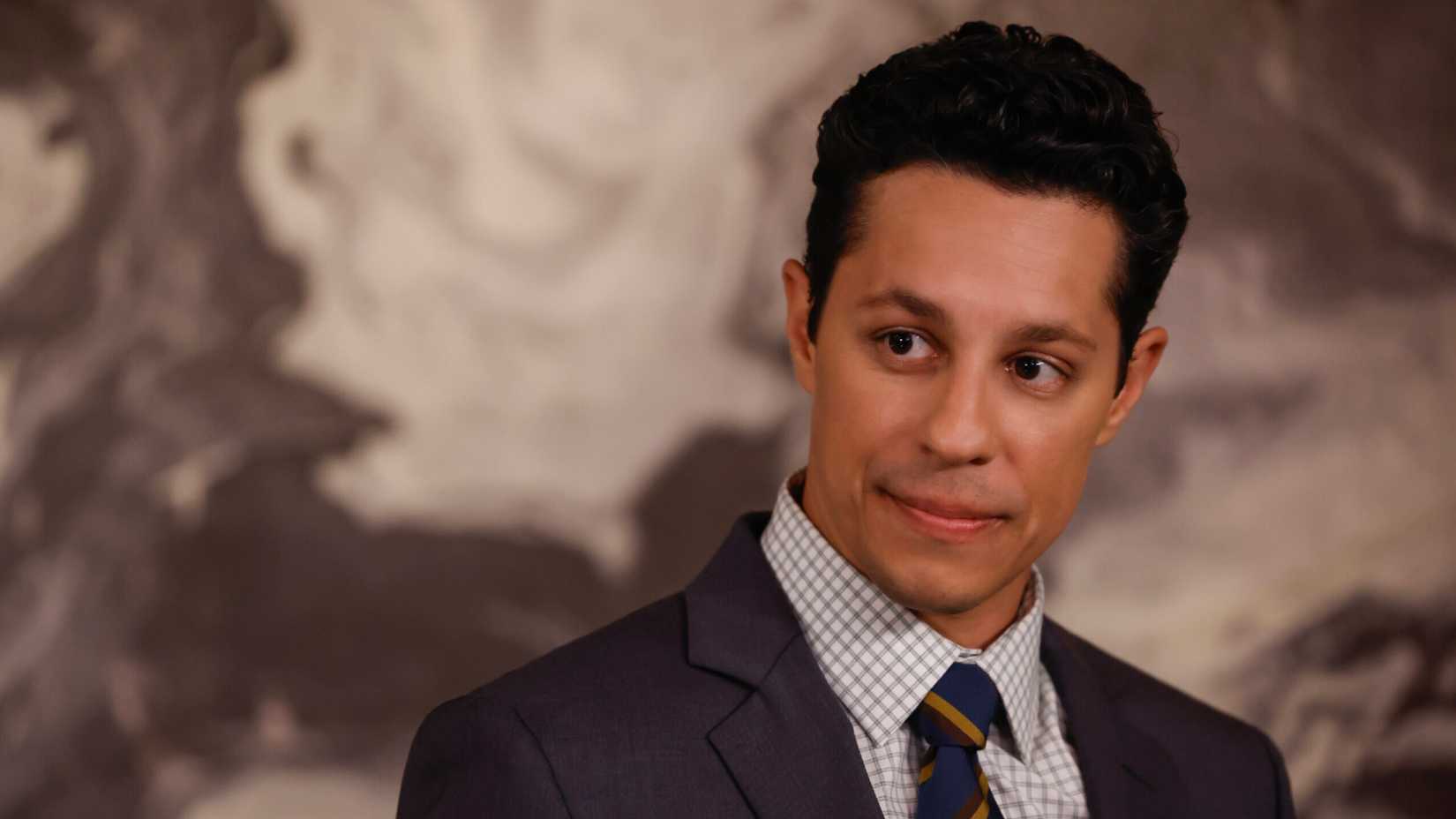 David Del Rio blickt in Matlock zur Seite