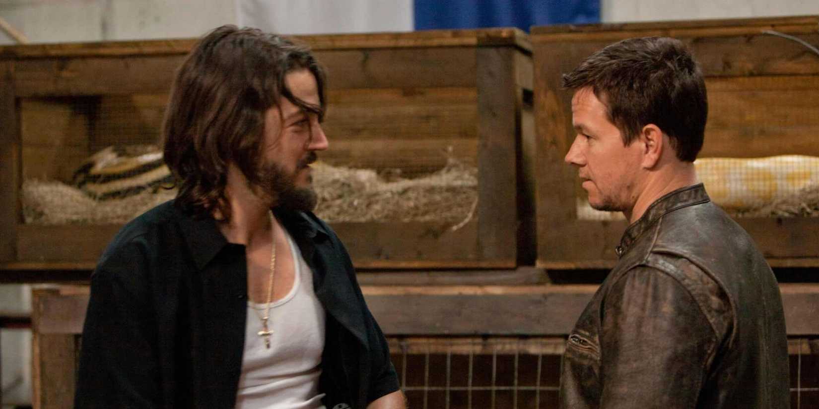 diego luna and mark wahlberg in contraband