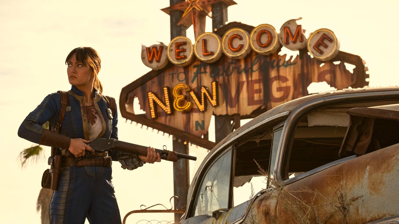Ella Purnell nei panni di Lucy MacLean in Fallout