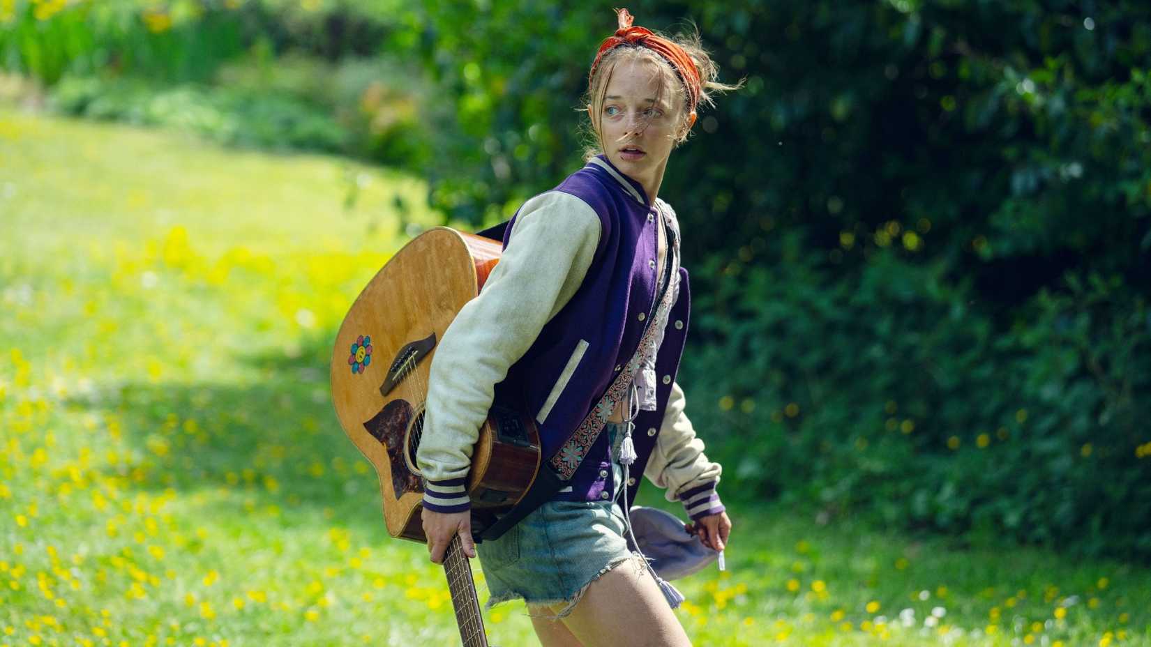 Run Away Cast & Character Guide: Who Stars In Netflix's Latest Harlan ...