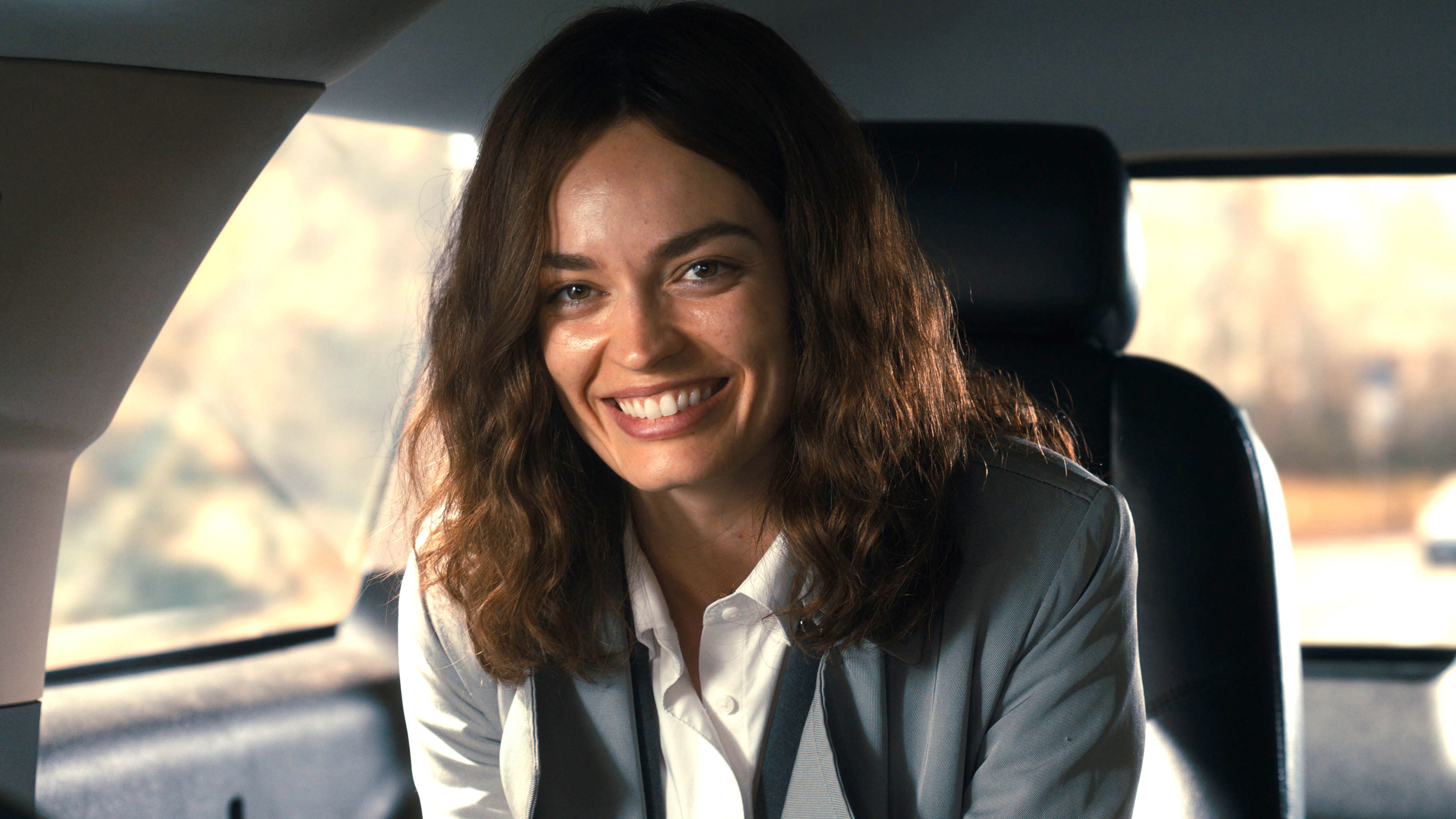 Ella McCay Interview with Emma Mackey & James L. Brooks image