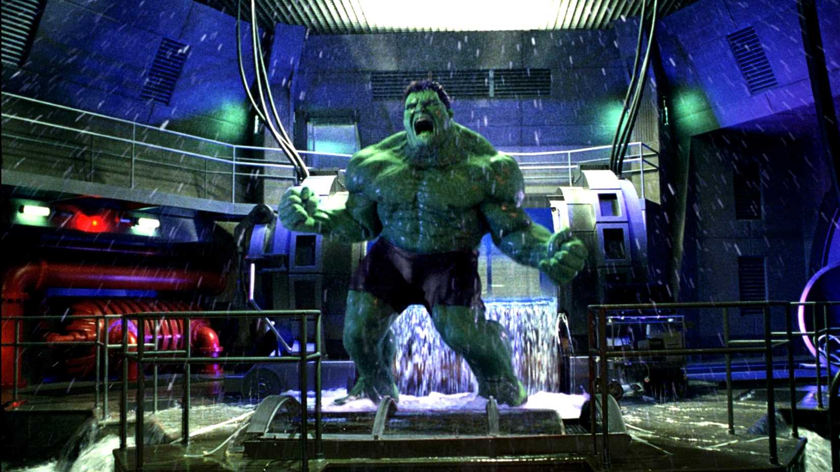 Hulk após sair de tanque de água