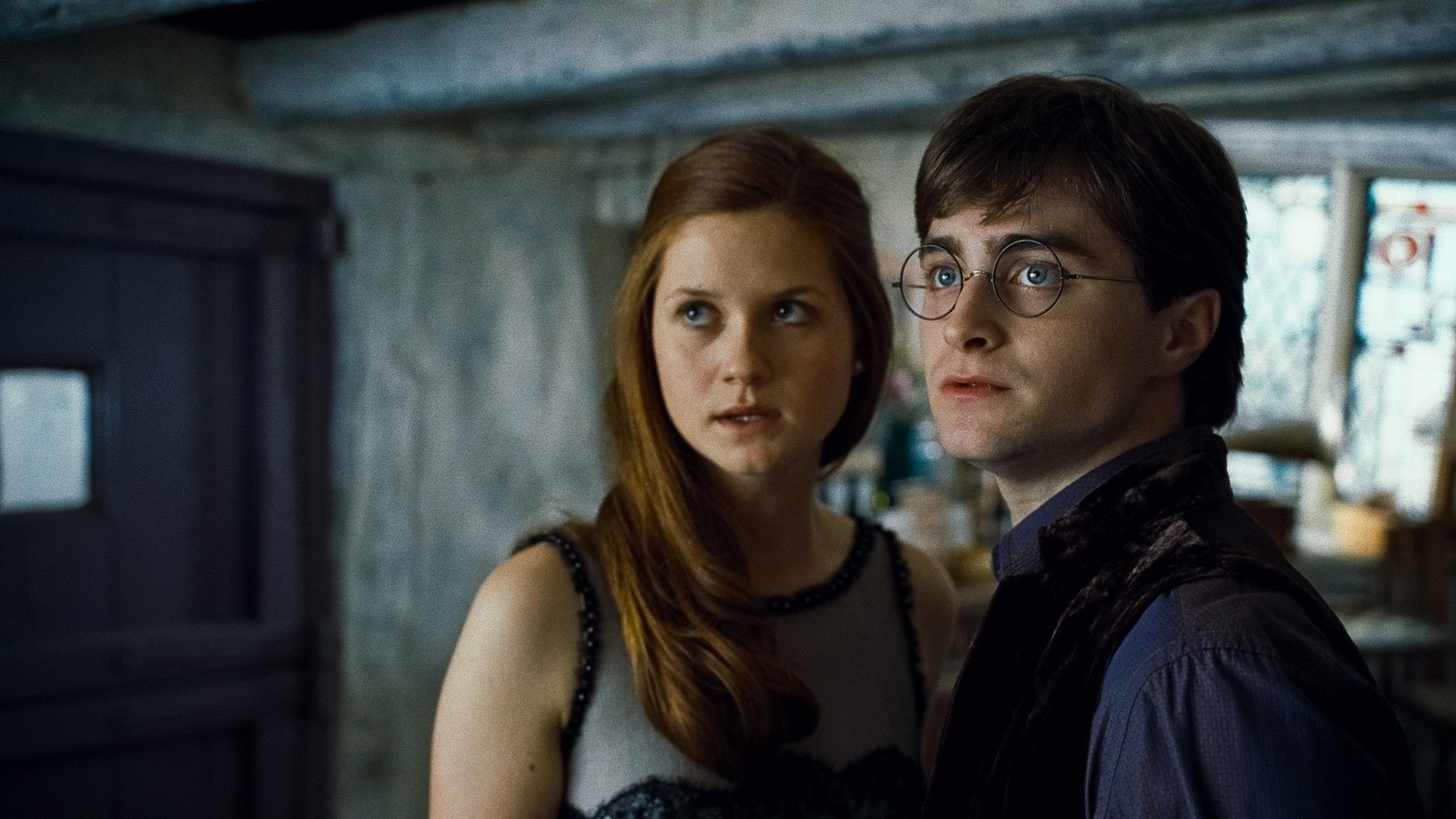 harry-and-ginny-in-harry-potter-and-the-deathly-hallows 8 Harry Potter Characters The Movies Totally Wasted
