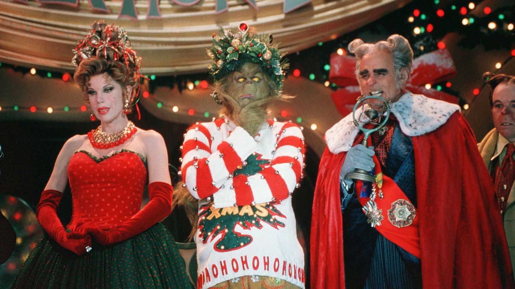 O Grinch com Martha May em cena do filme de 2000