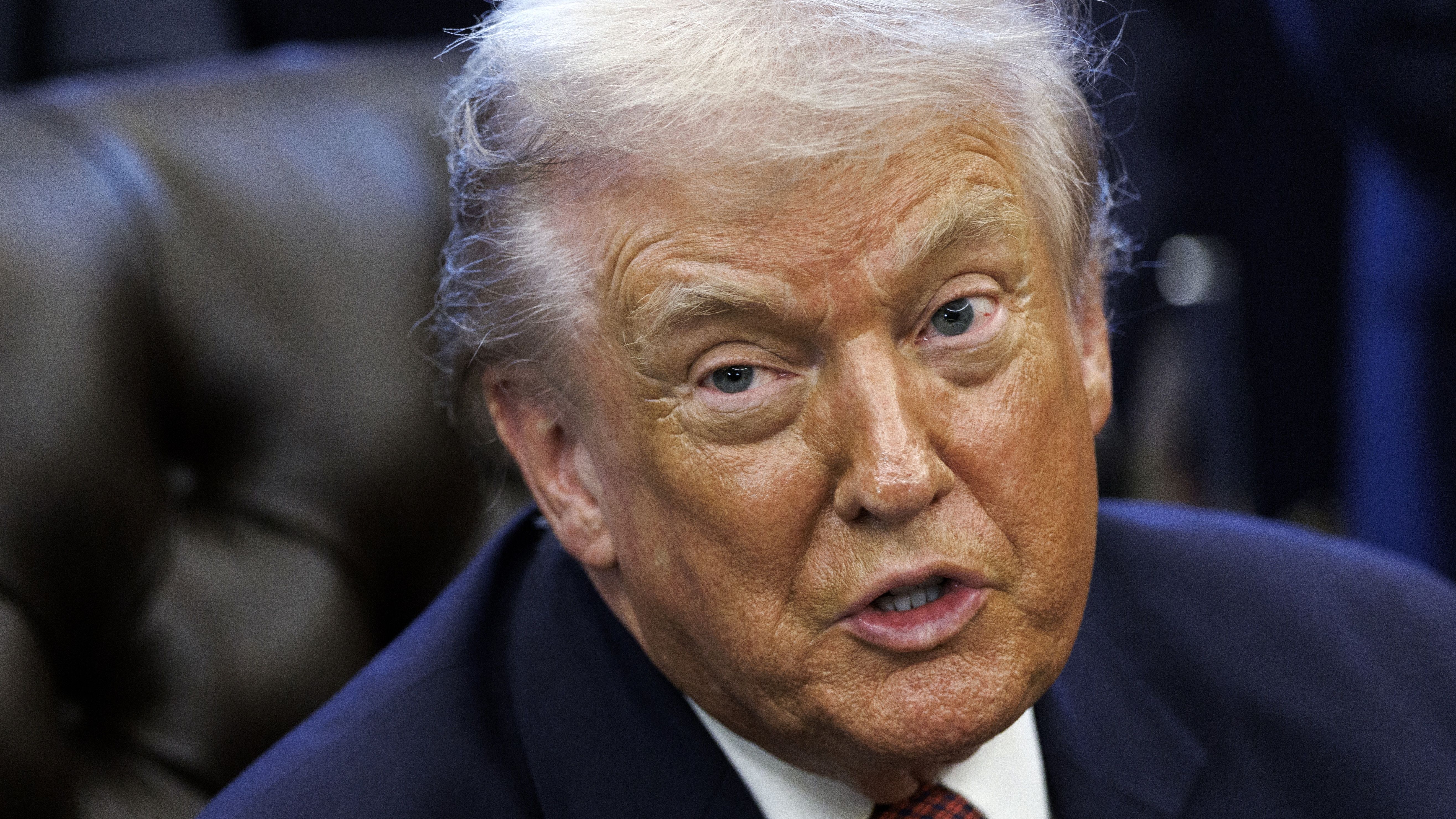 Trump Insults Former Presidents With New White House Plaques image