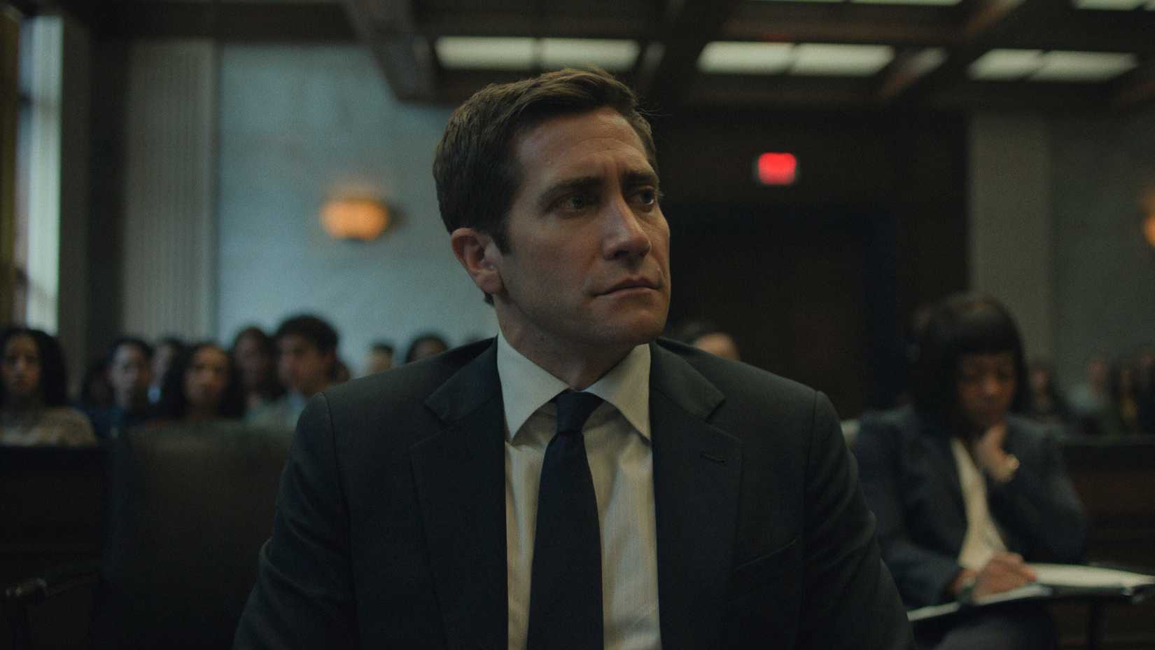 Jake Gyllenhaal como Rusty Sabich em Presumed Innocent