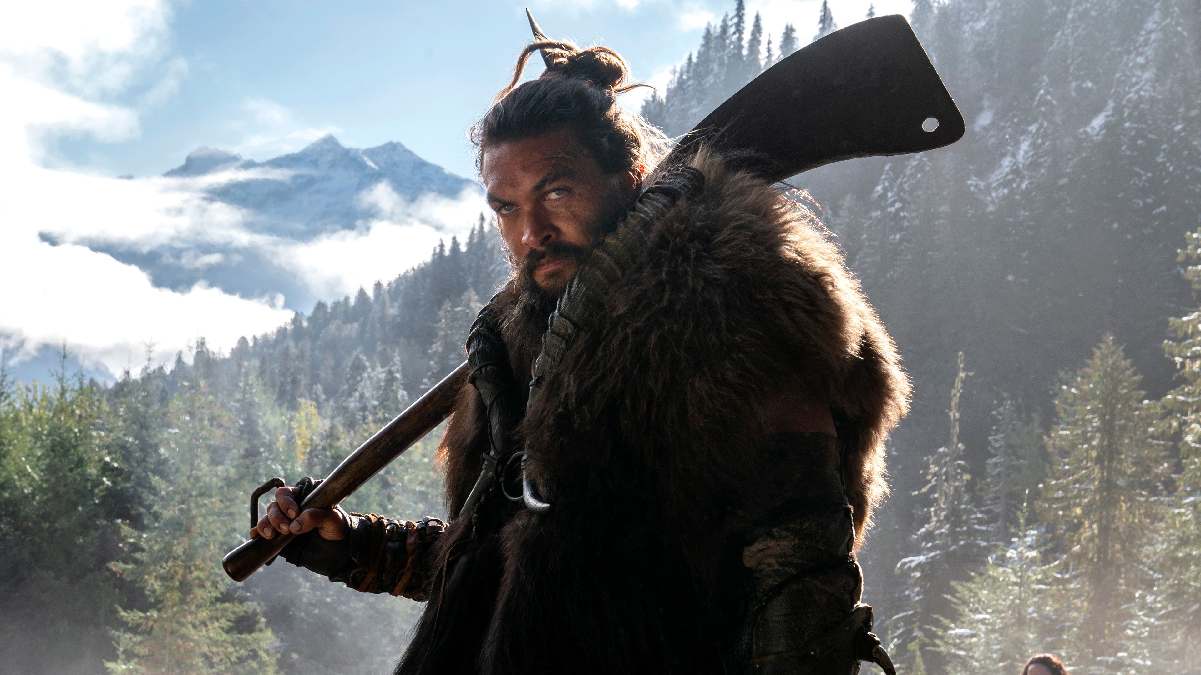 First Look At Jason Momoa's Lobo In Supergirl Is Exactly What We Expected image