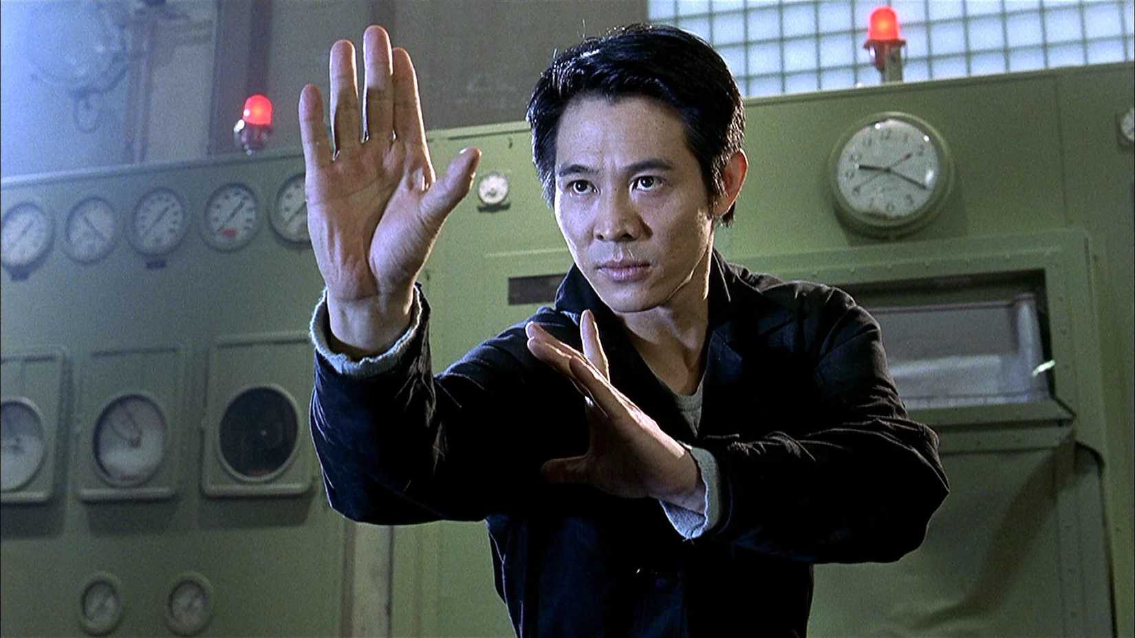 Jet Li as Gabe Law preparing to fight in The One