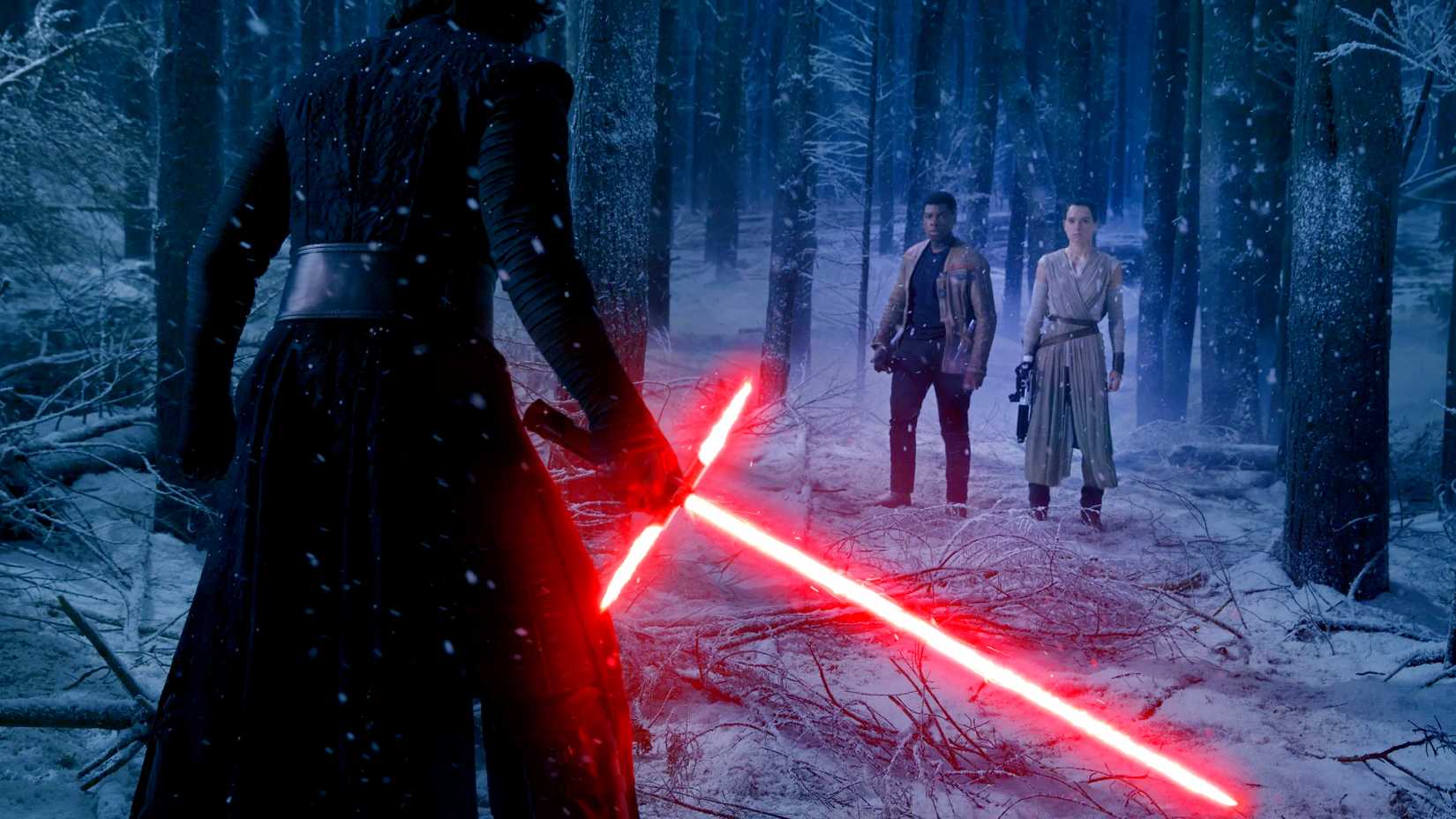 kylo ren confronts finn and rey in star wars the force awakens