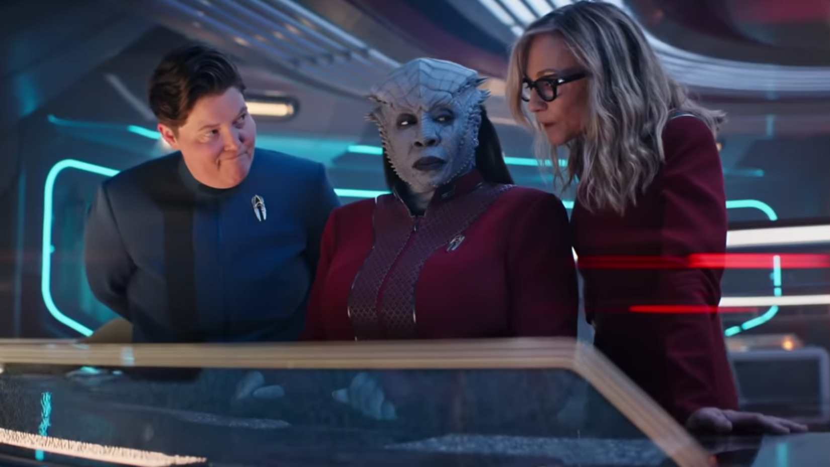 Lura Thok First Officer