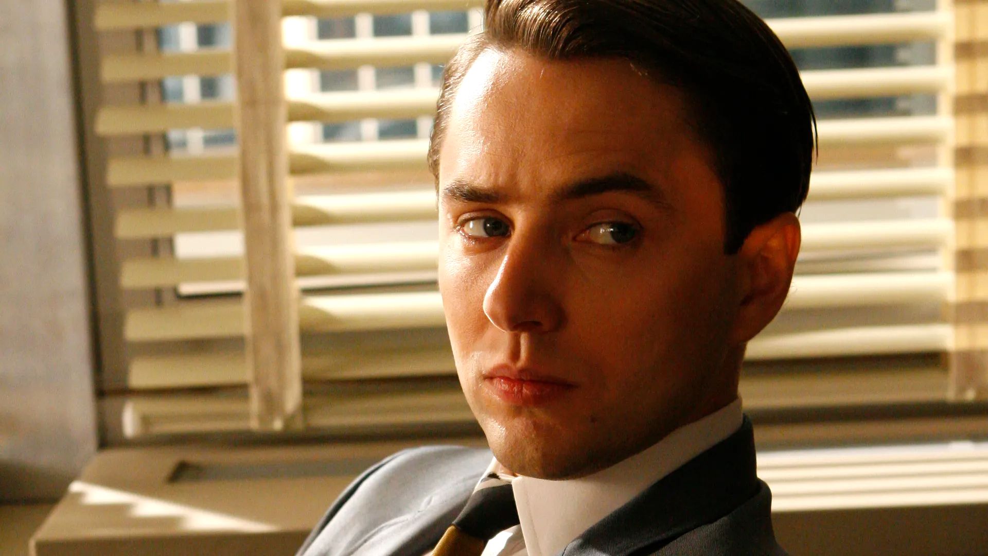 Mad Men's Premiere: The First Retcons Explained