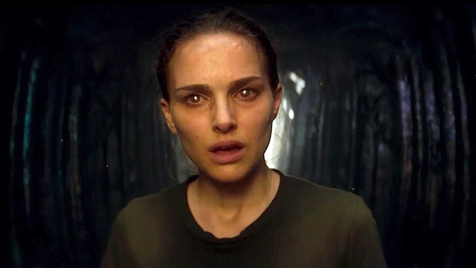 10 Forgotten 2010s Movies That Have Aged Like Fine Wine 6 Natalie Portman as Lena with glowing eyes in Annihilation