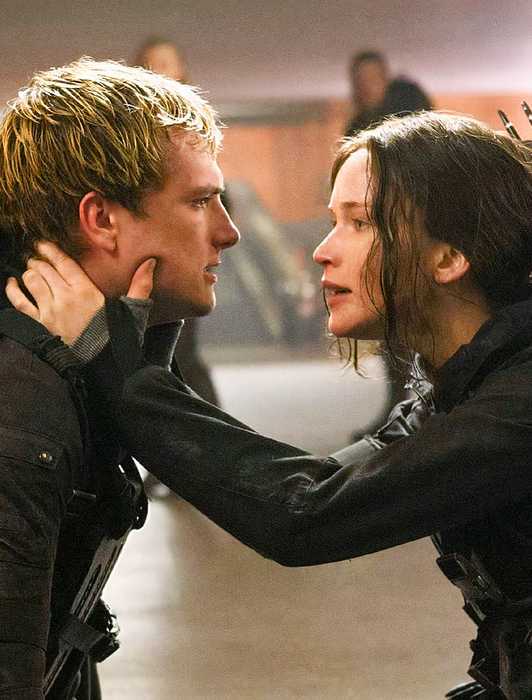 Mockingjay Catnis Hunger Games: Why Madge Gave Katniss The Mockingjay Pin