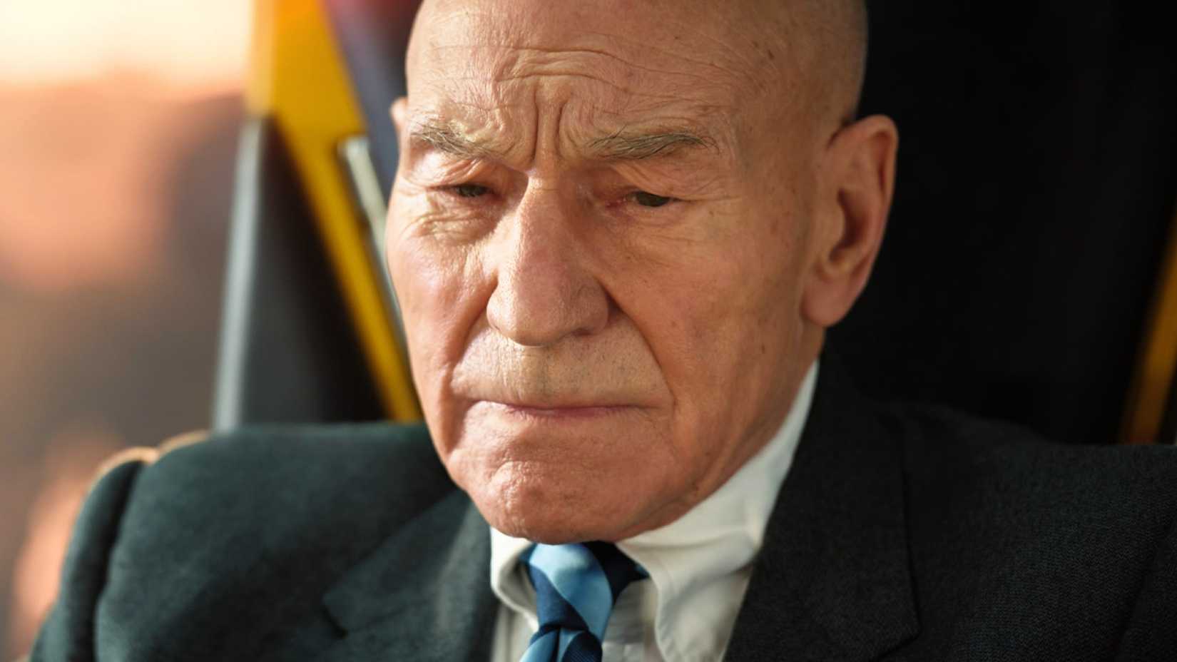 Patrick Stewart como Professor X em Doutor Estranho no Multiverso da Loucura