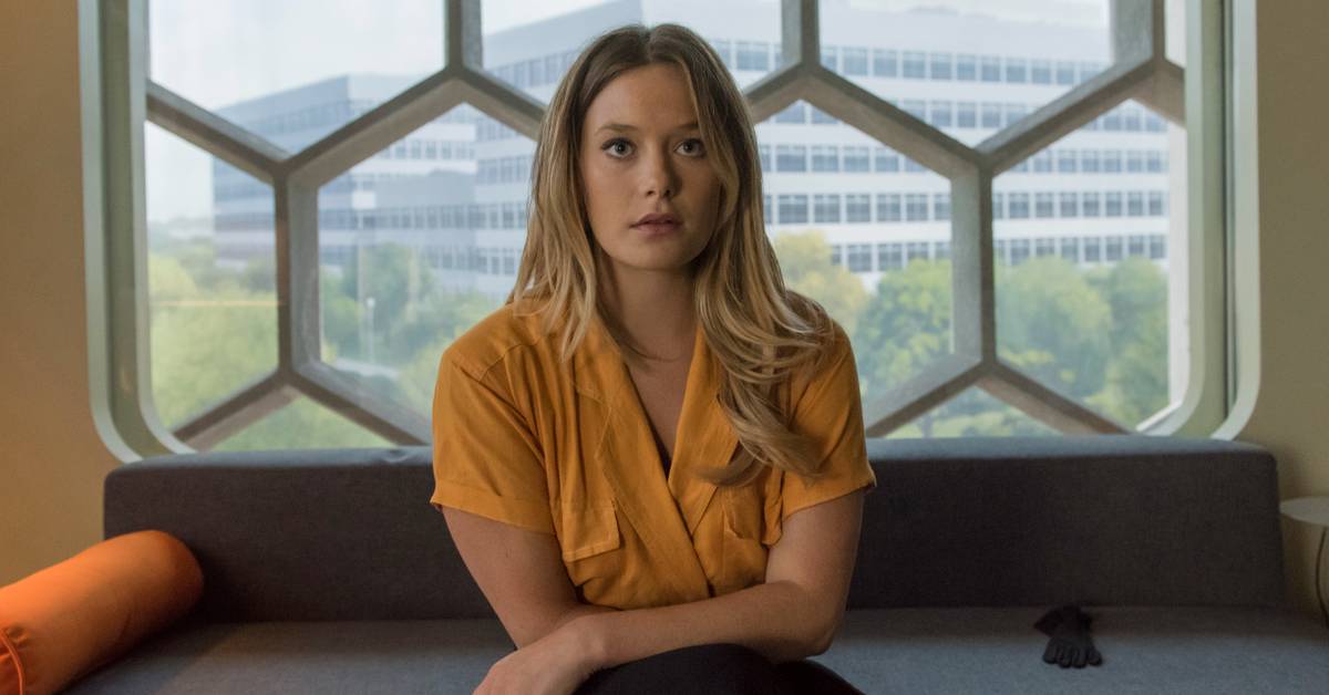 screenrant.com - Tom Russell - Hulu's 3-Part Sci-Fi Thriller Based On Billion-Dollar Hollywood Franchise Deserves Its Masterpiece Status