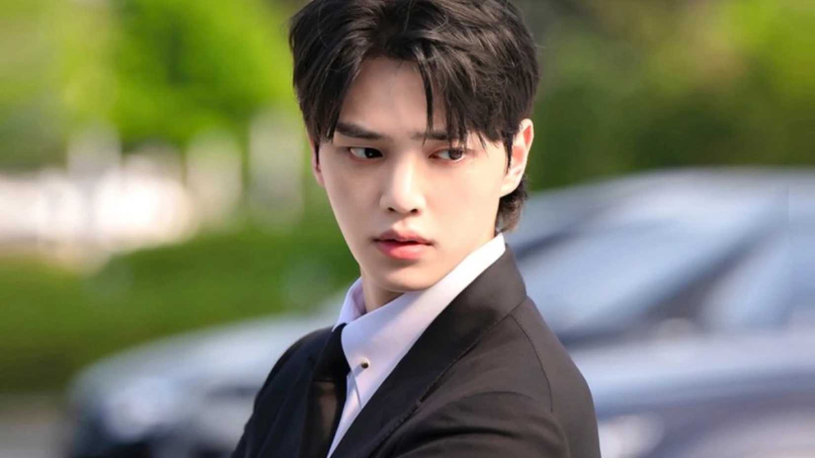 Song Kang в корейском драме My Demon.