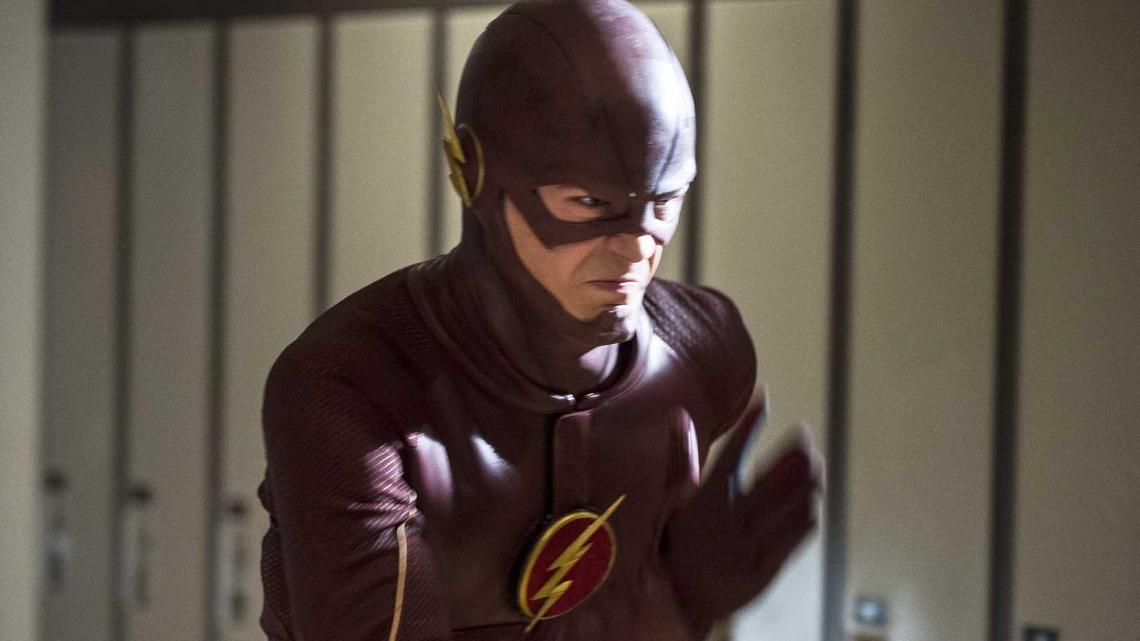 Every Arrowverse TV Show, Ranked From Worst To Best 4 The Flash running in season 1