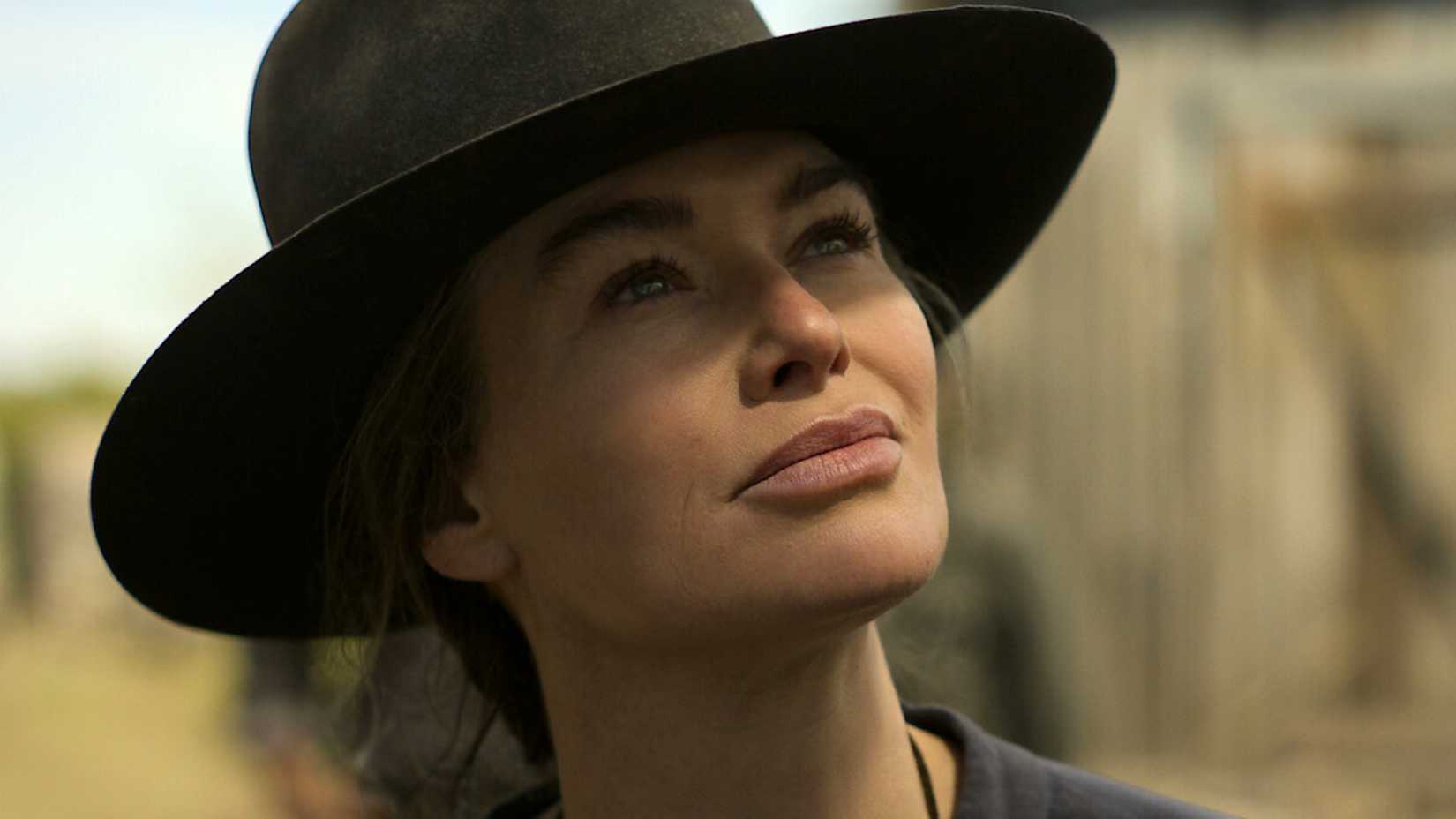 Lena Headey in The Abandons