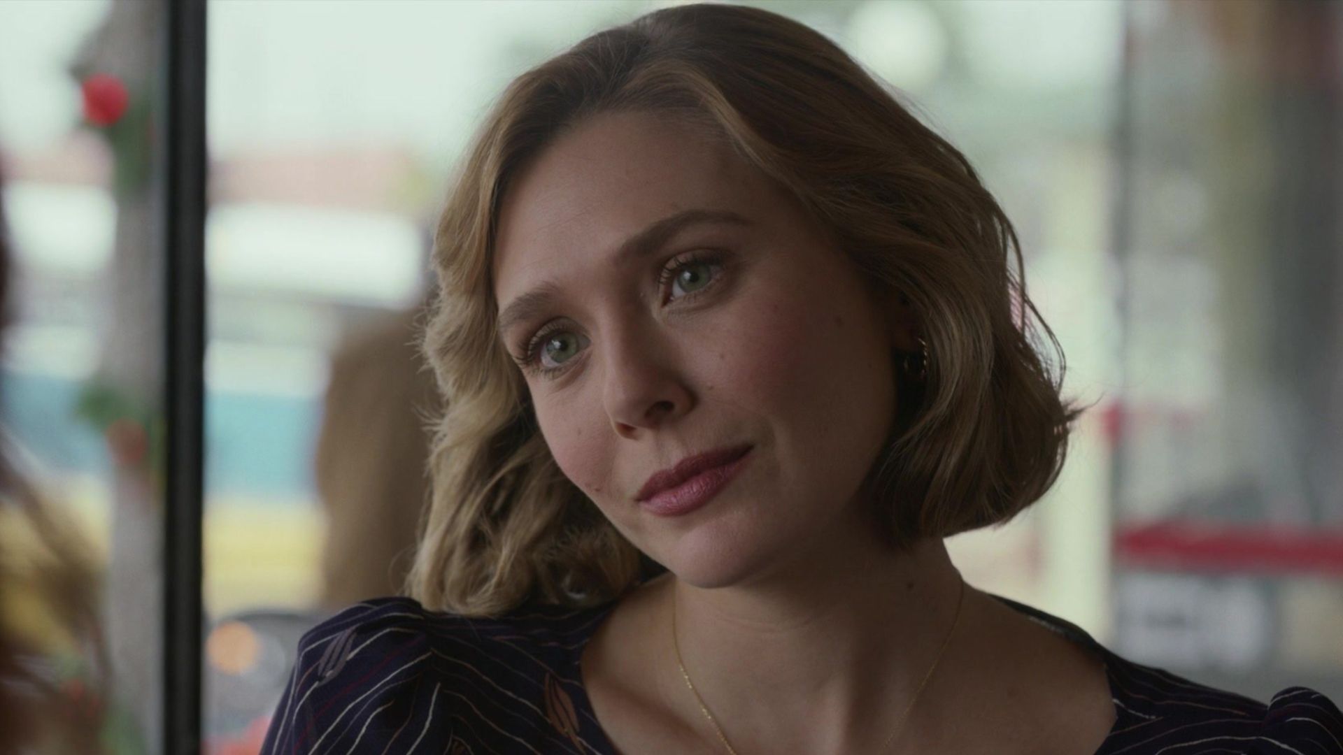Elizabeth Olsen's Love & Death: A True-Crime Hit On Netflix image