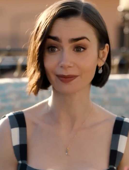 Emily In Paris Season 5 Finally Fixes The Show's Massive Gabriel Problem