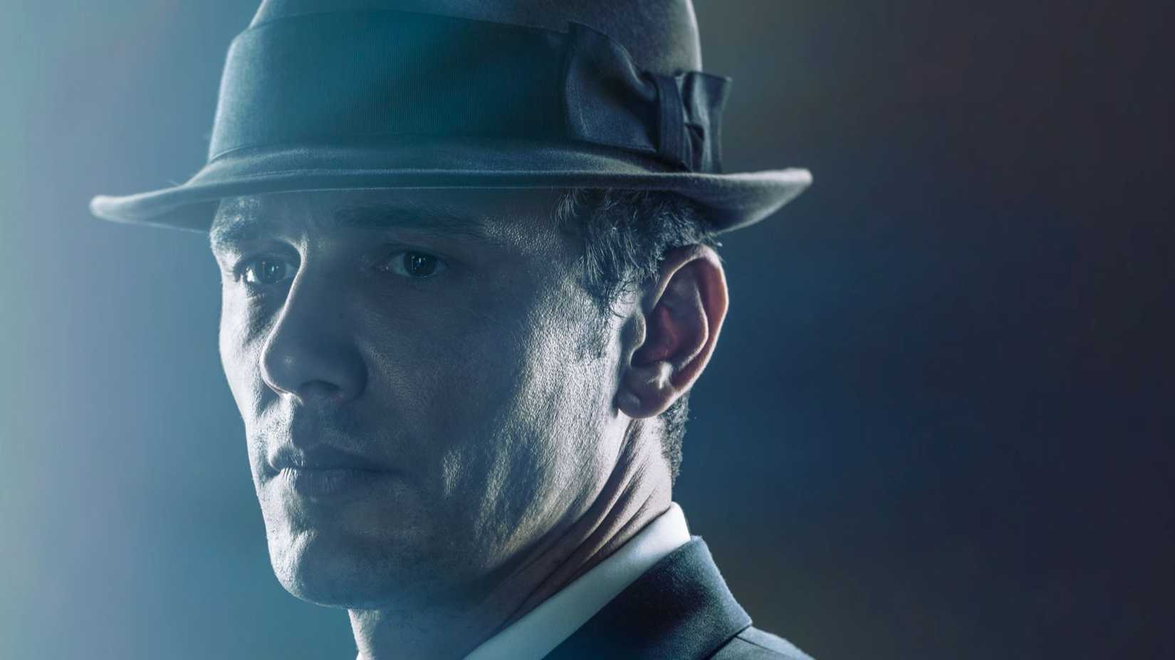 Jake Epping (James Franco) looking worried in 11.22.63.