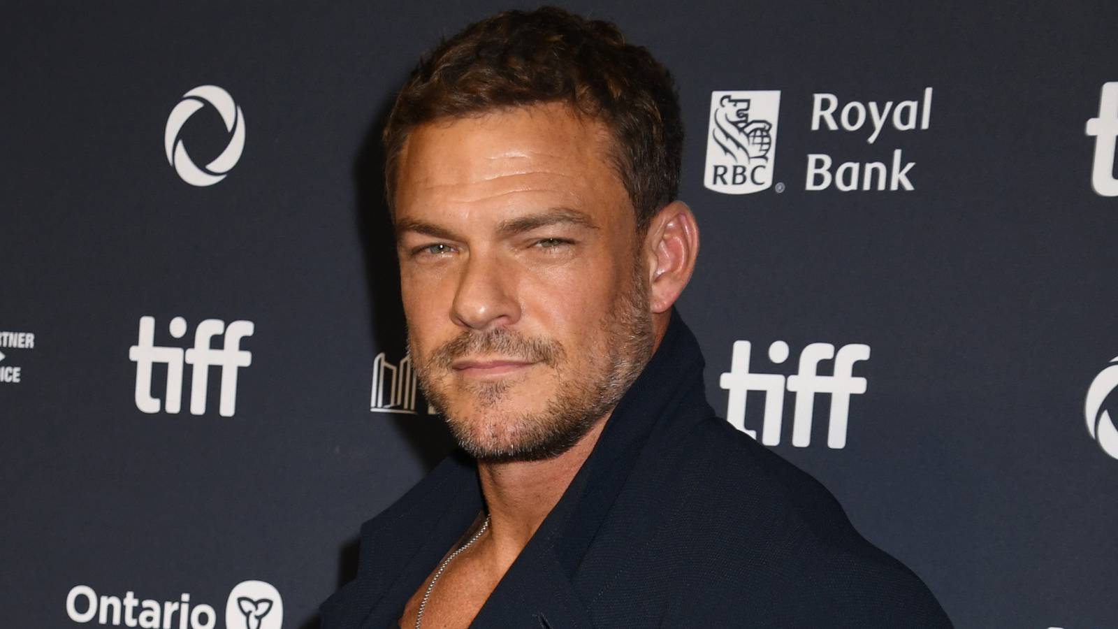 Alan Ritchson's Playdate Bombs With Critics Despite Streaming Success