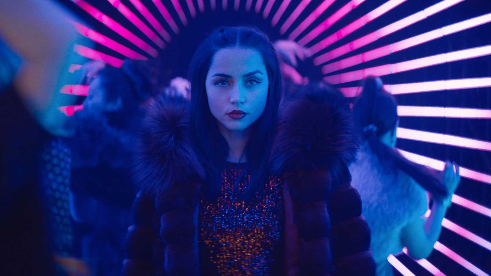 Ana de Armas como Eve em Ballerina