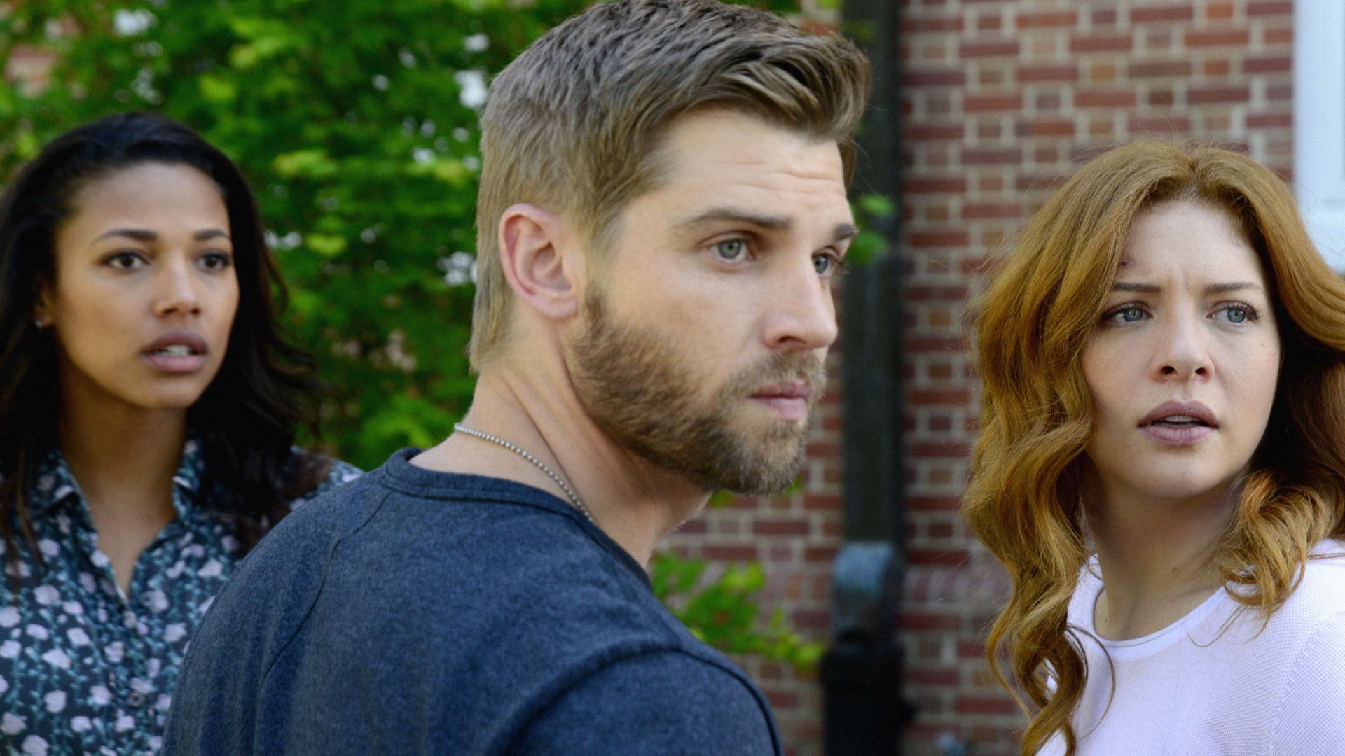 CBS' 3-Season Mystery Series Based On A Stephen King Novel Almost Became "The New Lost"