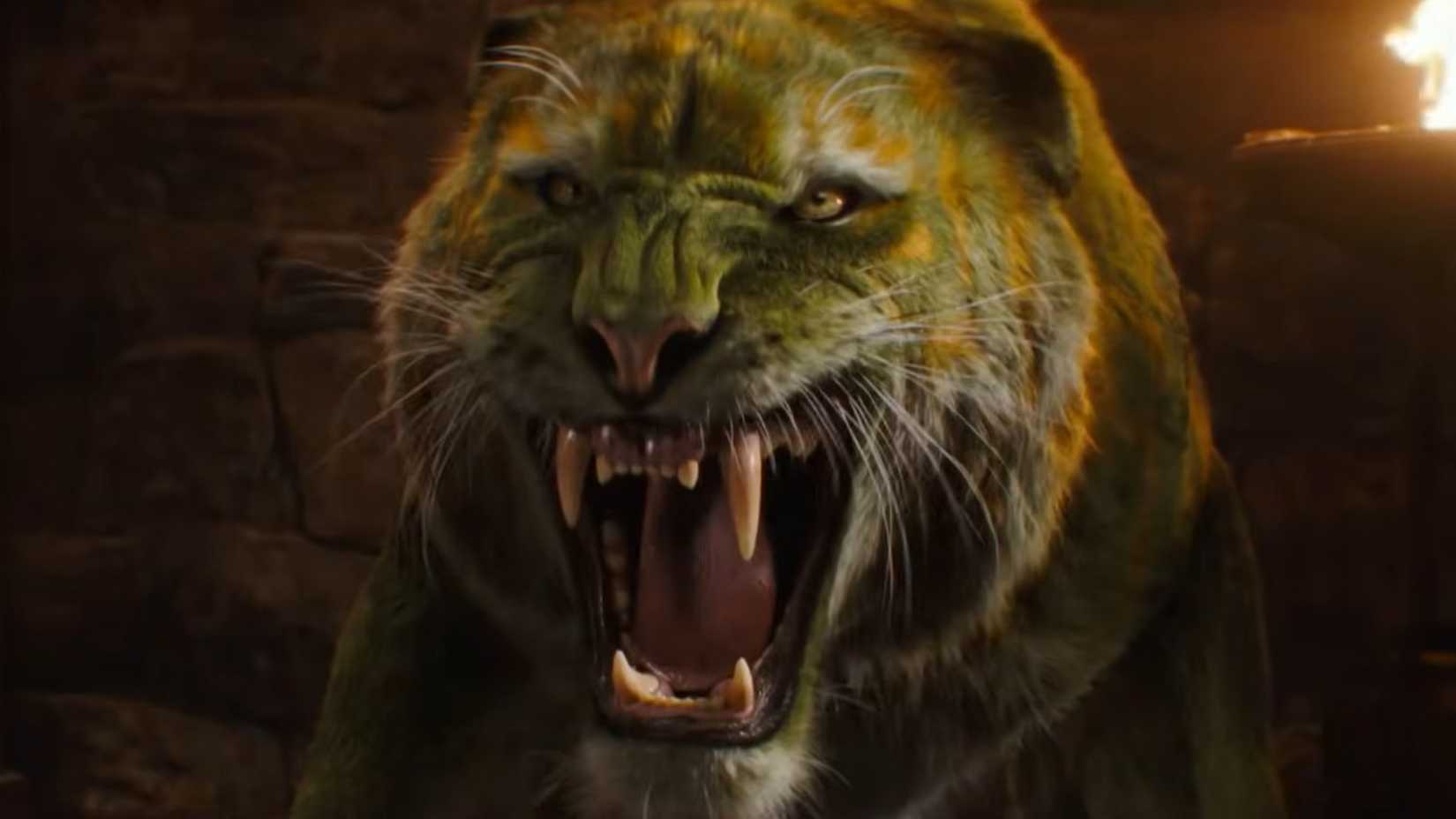 Cringer, aka Battle Cat, showing his teeth in Masters of the Universe movie