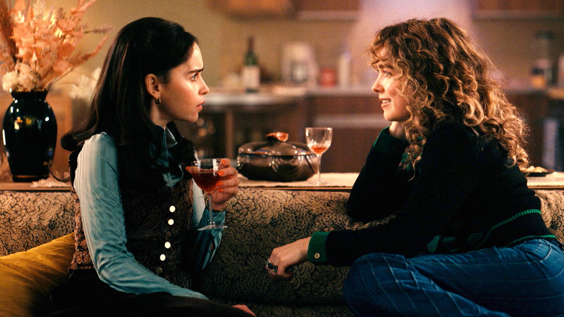 8 Biggest Questions & Mysteries Ponies Season 2 Needs To Answer