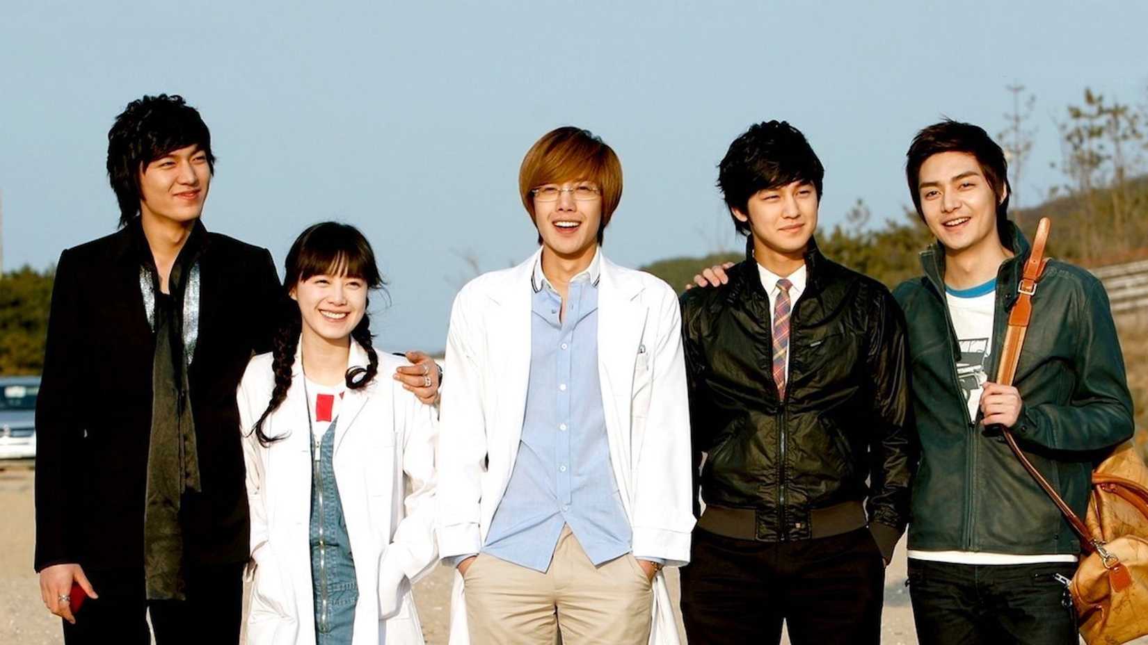 Elenco da série Boys Over Flowers em cena de grupo