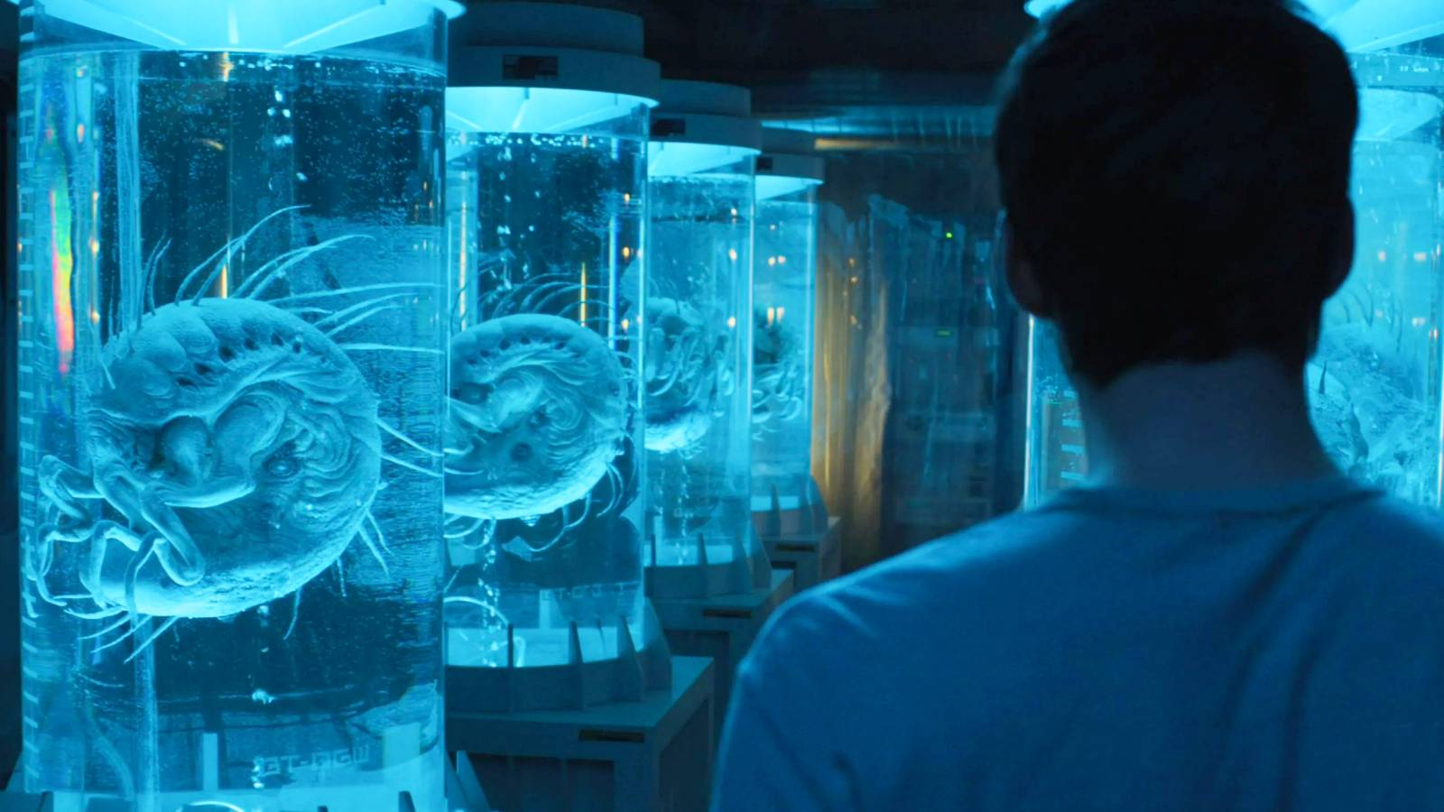 Creatures in jars in The Maze Runner: The Scorch Trials