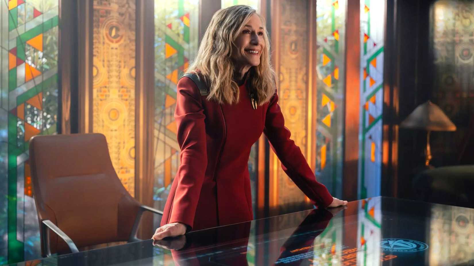 Holly Hunter smiles as Captain Ake in Star Trek Starfeet Acadeny